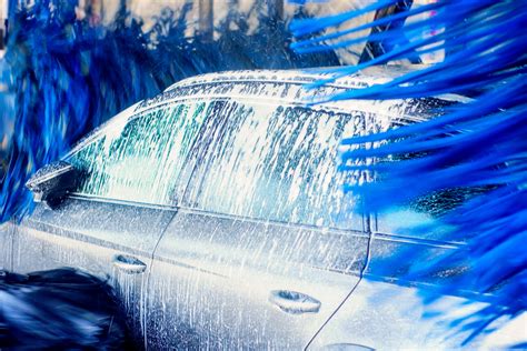 does automatic car wash damage paint does it also affect the longevity of the car's exterior?